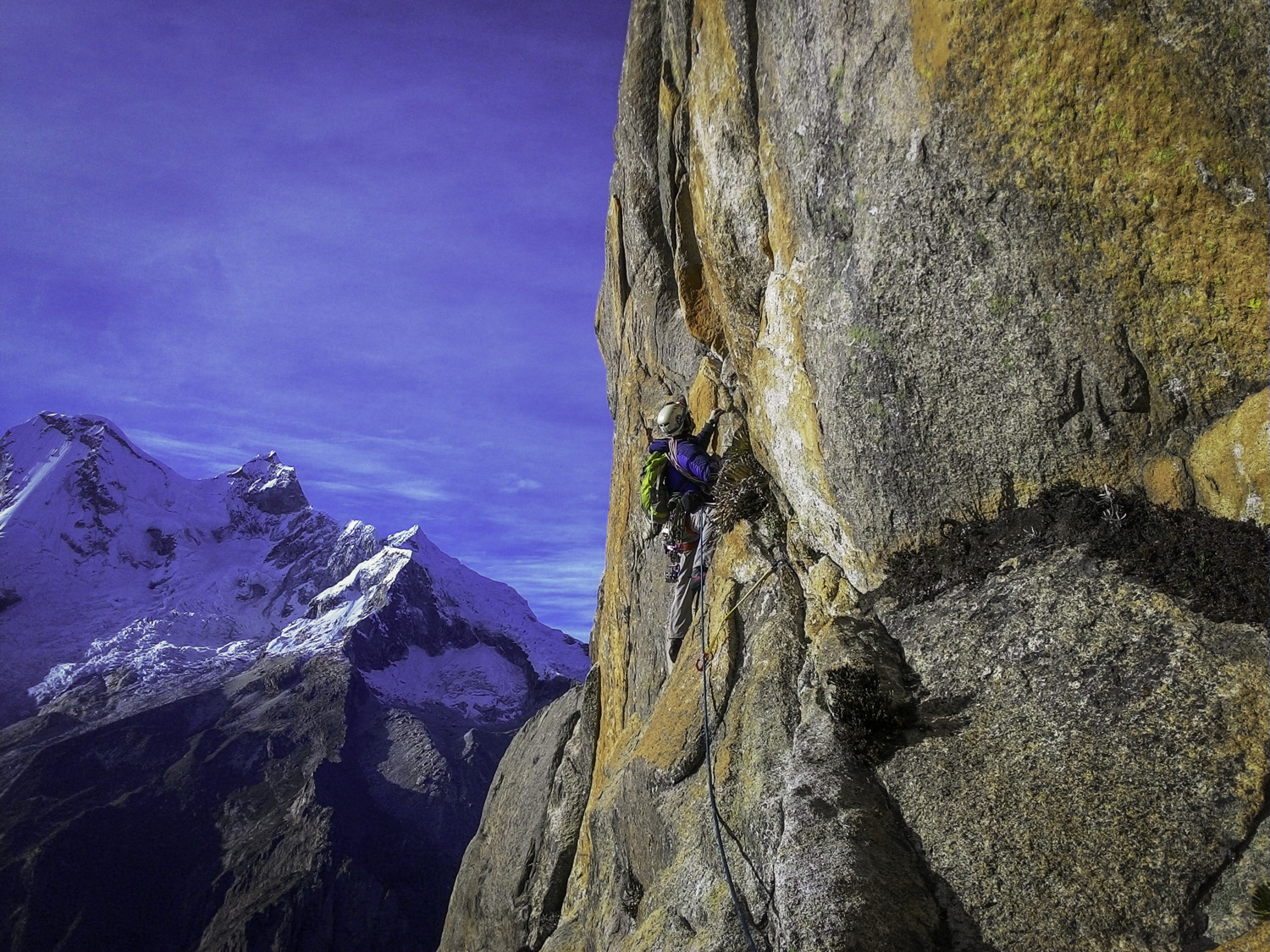 Escalada no ar rarefeito: a conquista do pico La Esfinge